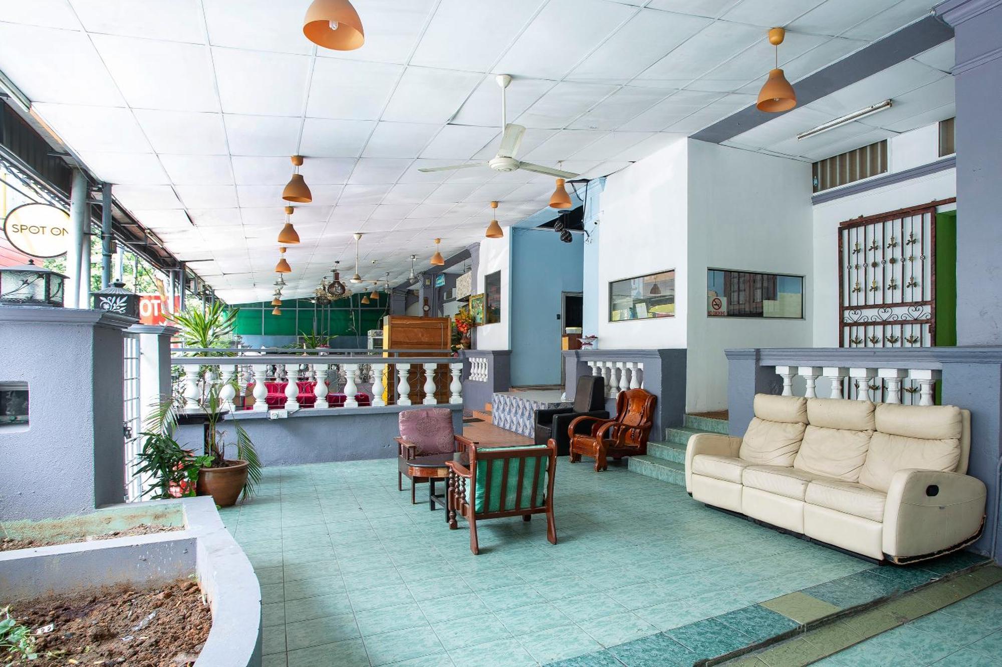 Spot On 90137 Casavilla Hotel Pudu Kuala Lumpur Luaran gambar